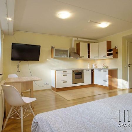 Sunny Studio With Parking, Self-Check-In & Wi-Fi Tallinn Luaran gambar