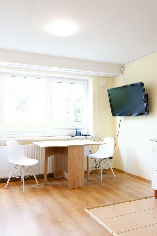 Sunny Studio With Parking, Self-Check-In & Wi-Fi Tallinn Luaran gambar
