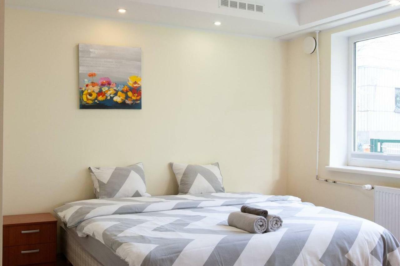 Sunny Studio With Parking, Self-Check-In & Wi-Fi Tallinn Luaran gambar
