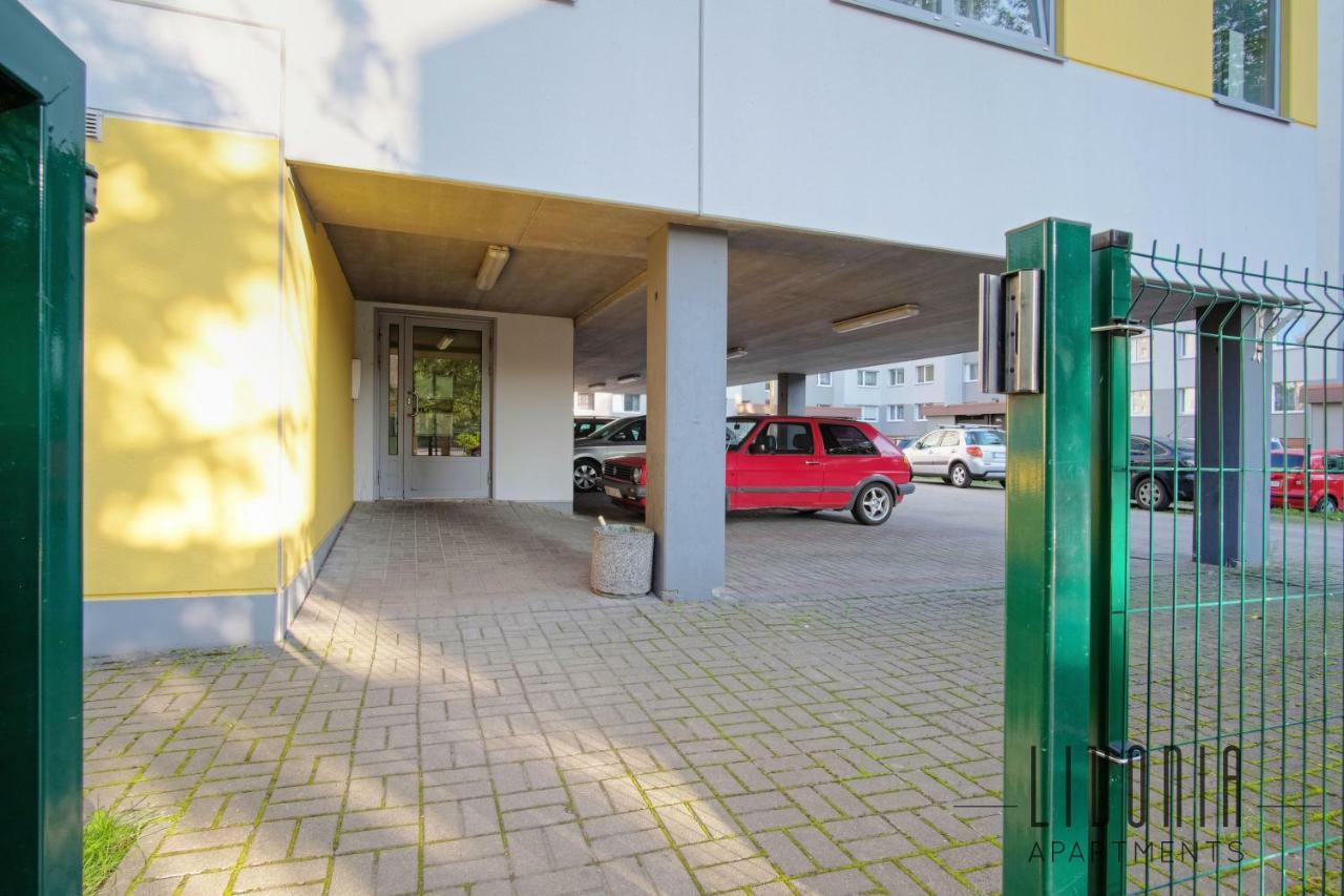 Sunny Studio With Parking, Self-Check-In & Wi-Fi Tallinn Luaran gambar